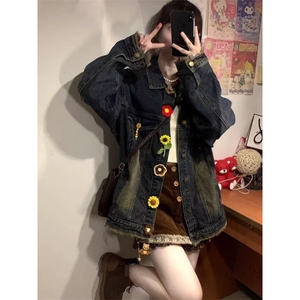 做旧水洗牛仔外套女花朵新款设计感宽松百搭休闲夹克LF45077-P76图片