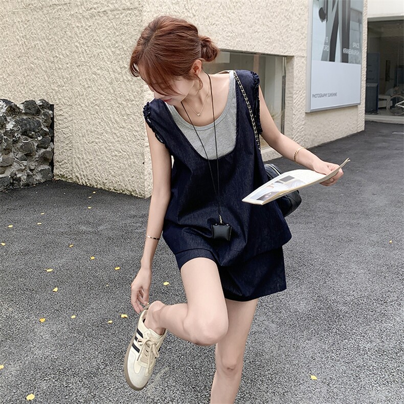 假两件拼接u领牛仔背心短裤套装女2025夏季新款盐系小个子两件套,女装套装/套裙,2C255