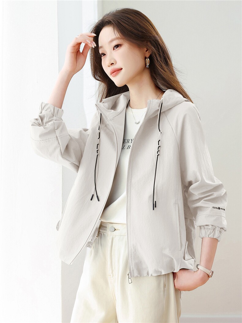 现货！现货！2026春季新款时尚宽松休闲短款外套女,女装短外套,以桐