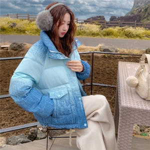 渐变色短款羽绒服女2025冬季新款独特超好看小个子保暖白鸭绒外套图片