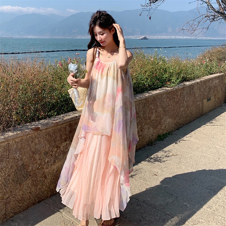 粉色法式旅游度假超仙吊带裙女2025夏季新款印花假两件初恋连衣裙,女装连衣裙,2C177