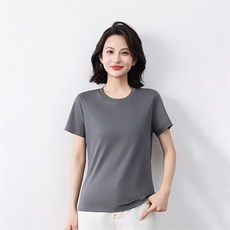 2025年秋季休闲风宽松型夏季常规短袖时尚百搭通勤简约，女装T恤，元素羊绒