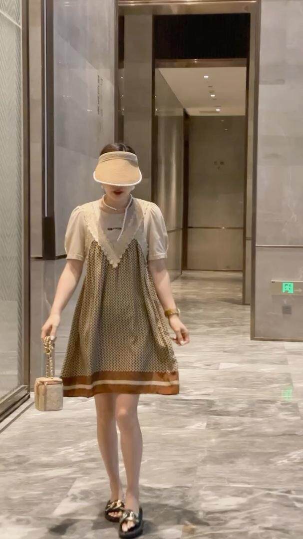 2022夏季连衣裙，女装连衣裙，漫迪MD