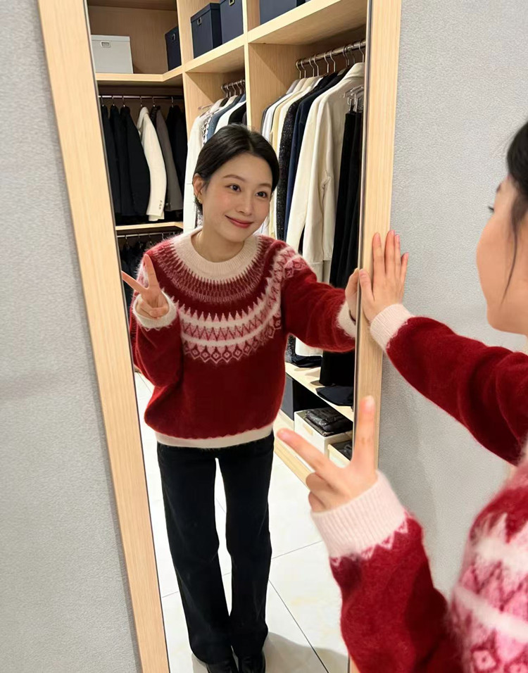 2025年秋季时尚百搭通勤简约休闲新年红费尔岛提花,女装羊毛衫,美轩羊绒