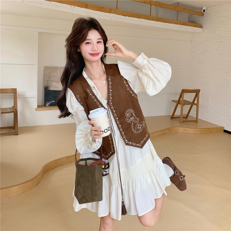 【新品】连衣裙+波西米亚刺绣马甲套装W677P185K298,女装套装/套裙,2C209