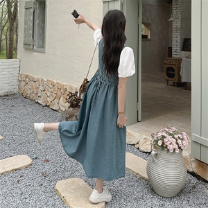 复古牛仔背带裙套装女2025夏季新款法式温柔风气质减龄休闲两件套图片