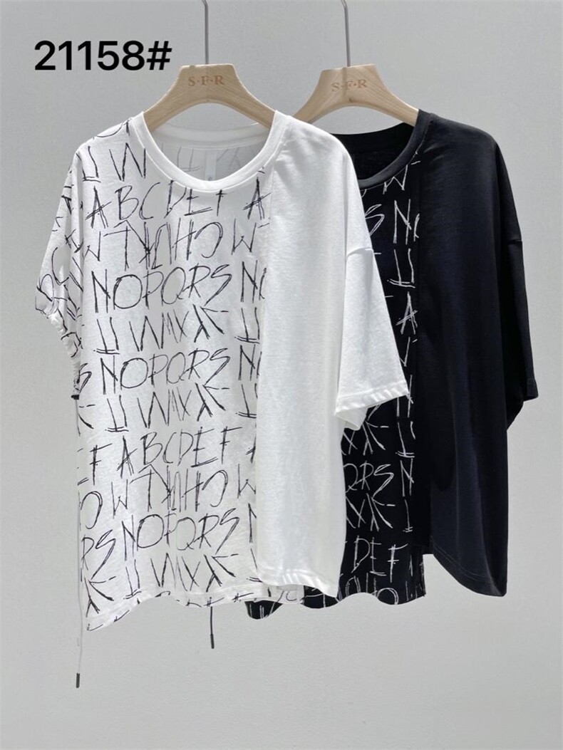 字母T，女装，S·F·R