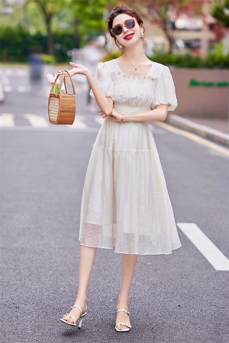 泡泡袖连衣裙2024年夏季新款收腰显瘦中连衣裙子,女装连衣裙,辉之琳