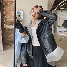 黑色