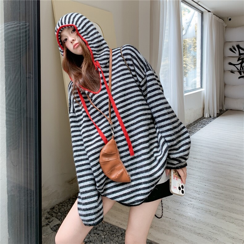 2025秋季新款撞色条纹拼接宽松显瘦针织上衣女慵懒风套头连帽上衣，女装针织衫/毛衣，帛锦泉