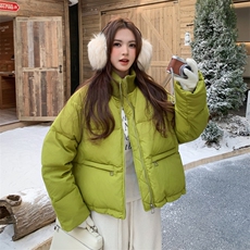 韩系设计感绿色针织领羽绒服女2025冬季小个子保暖加厚白鸭绒外套，女装羽绒服，艾米莉亚