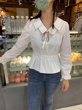 娃娃领衬衫2022春新款百搭设计感小众英伦风双层领甜美收腰，女装衬衫，尚言