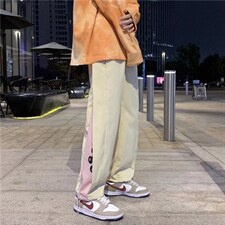 米白色