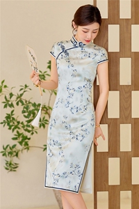 杭州品质真丝长裙复古印花连衣裙女春夏日常修身清新淡雅真丝旗袍图片