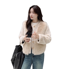 现货2025新款仿皮草外套气质毛绒女外套2C212-G12-P175-K258，女装短外套，2C212