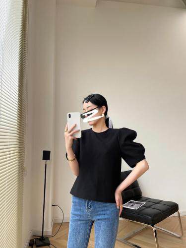 【现货】袖子立体不规矩上衣图片