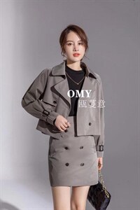 现货！风衣套装裙图片