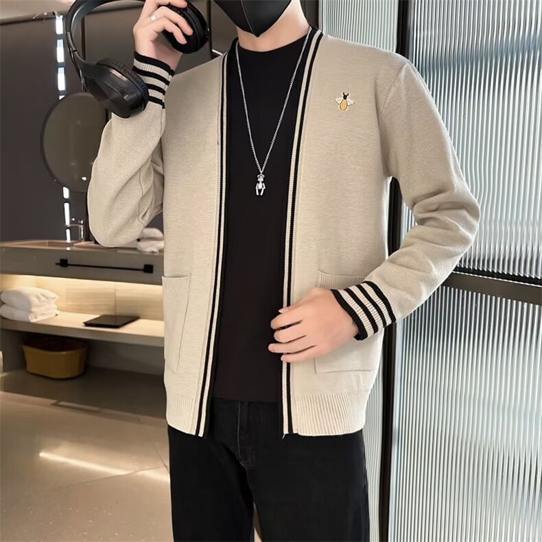 秋季新款针织开衫男小蜜蜂绣花男式外套夹克韩版修身毛衣 M802图片