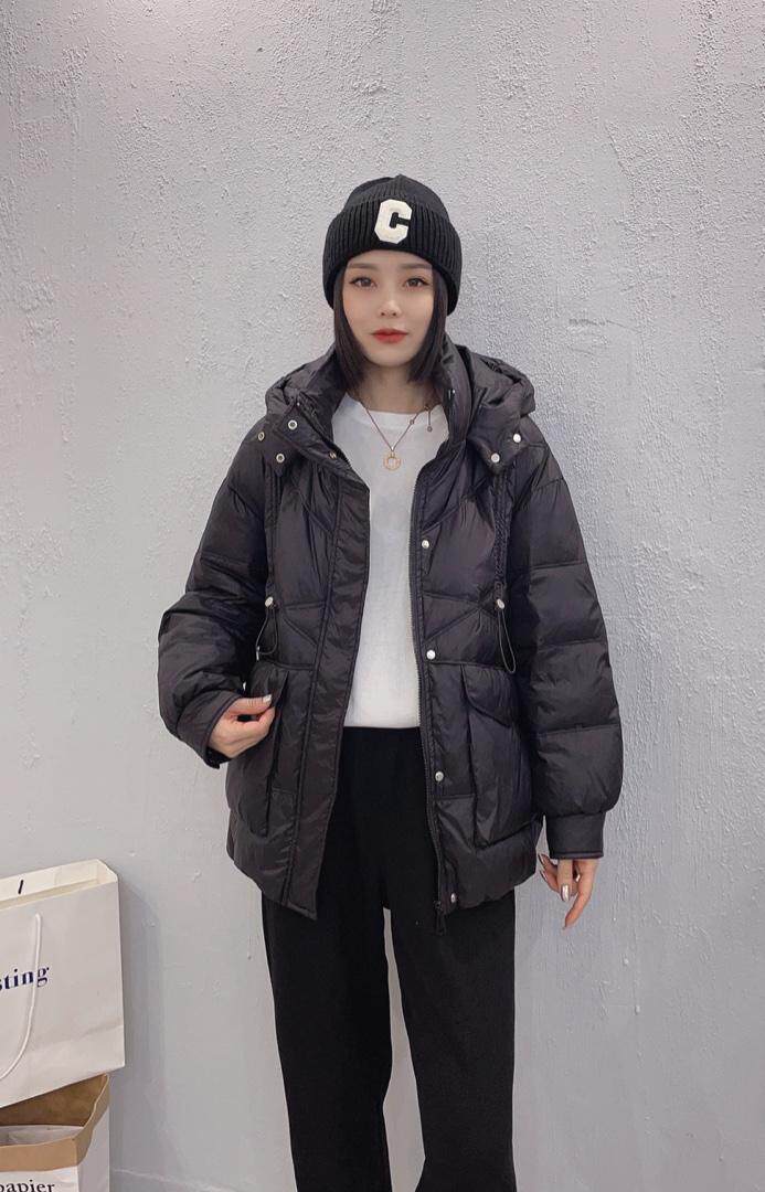 羽绒服，女装羽绒服，蒙娜迪妮