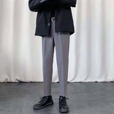 灰色