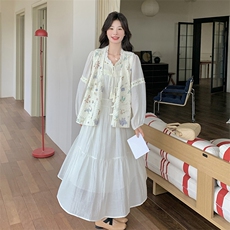 针织印花马甲连衣裙套装女2025春季新款度假风超仙森系长裙两件套，女装连衣裙，红龙果