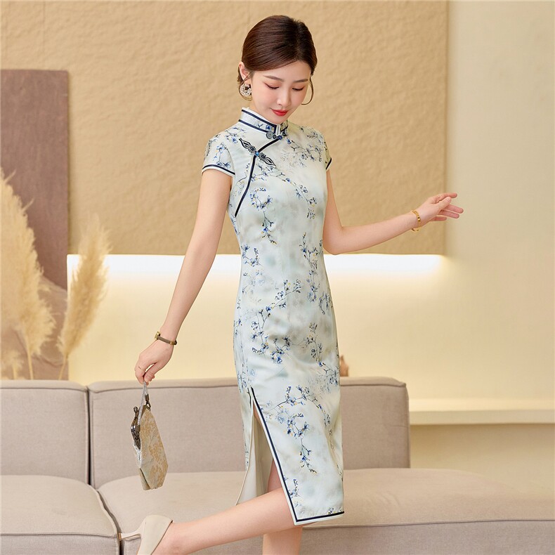 杭州品质真丝长裙复古印花连衣裙女春夏日常修身清新淡雅真丝旗袍,女装汉服/婚纱/旗袍/礼服,小荷流