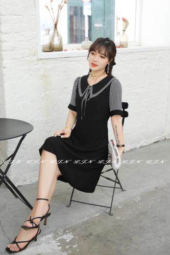 娃娃领简约收腰连衣裙，女装连衣裙，莲佳妮