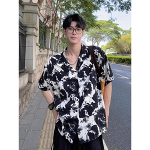 韩系高级小众扎染水墨画翻领短袖衬衫男夏季冰丝宽松垂感短袖衬衣图片