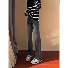 蓝色