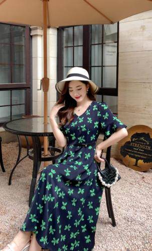 夏季新款连衣裙，女装连衣裙，艾伊贝雪