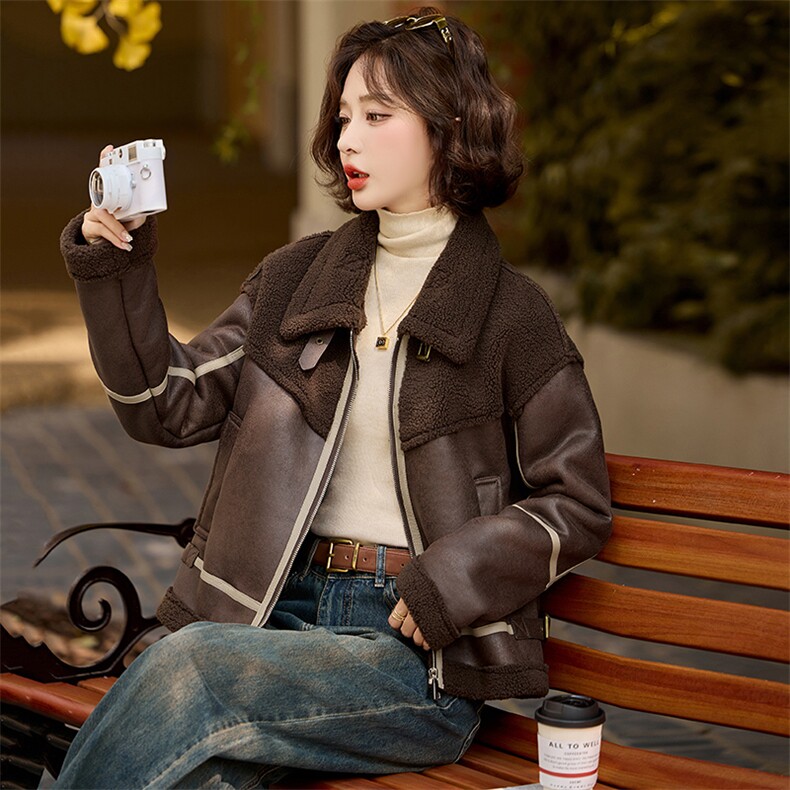 【现货主推】2024年冬季新款皮毛一体加绒服,女装短外套,魅丽静蓝