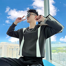 AW220/P78控108秋季社会小伙拼接撞色贴布设计感打底卫衣男黑首，男装T恤，星座305B-1