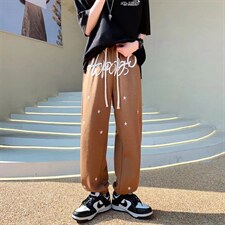 咖啡色