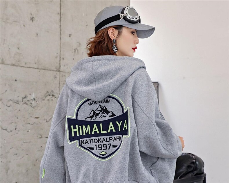 现货早秋新款卫衣外套，女装卫衣/绒衫，恋钱