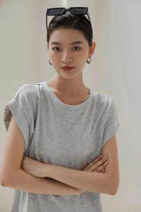 短袖性价比超高的一款，女装，ES MODISH