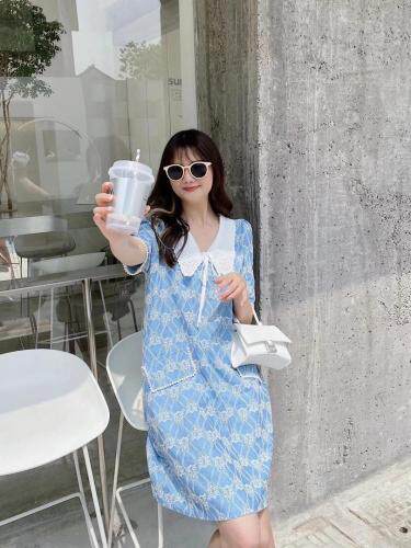 韩版娃娃领碎花连衣裙，女装连衣裙，雾灵水Lady-Lin