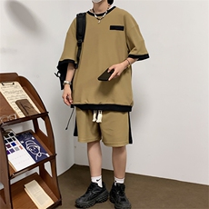土黄色