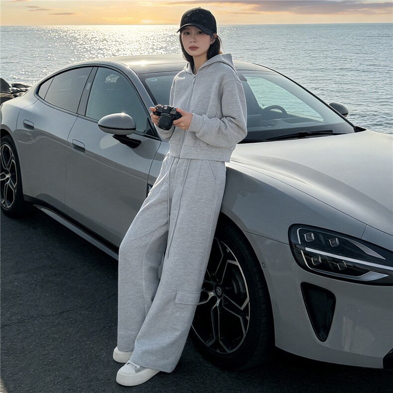 女春款欧货时尚休闲套装灰色连帽开衫上衣宽松软糯阔腿长裤两件套图片