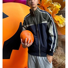 绿色