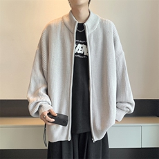 灰色