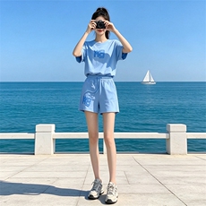 慵懒风休闲运动套装女夏新款百搭圆领刺绣印花短袖上衣短裤两件套，女装套装/套裙，江南