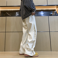 白色