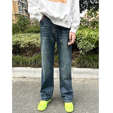 蓝色