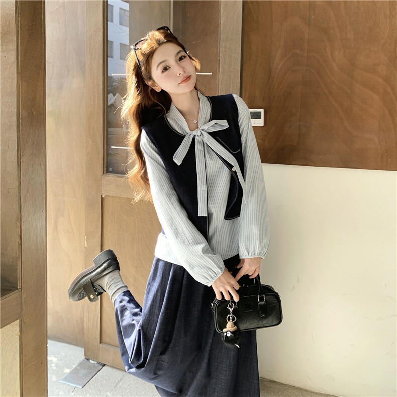 现货--蓝色条纹三件套203-2601-P175-K288，女装套装/套裙，浙宝203