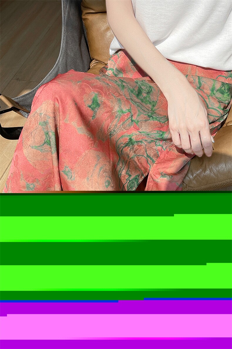 新中式国风半身裙女2025夏季新款高级感复古缎面开叉碎花裙,女装半身裙,羊特美羊绒