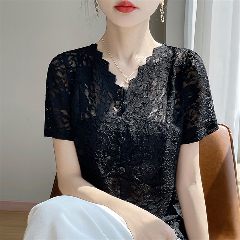 高端2025夏季新款时尚花边V领镂空蕾丝衫女显瘦百搭短袖显瘦上衣,女装T恤,圣丽羊绒
