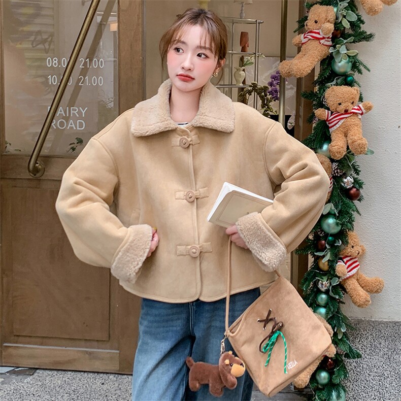 2024年冬季新款宽松气质休闲短款仿羊羔毛皮毛一体外套，女装羊羔毛/颗粒绒，冬木谷雨