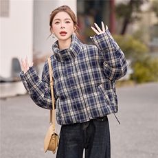 现货白鸭绒2025年冬季立领短款羽绒服外套，女装羽绒服，布依丽人