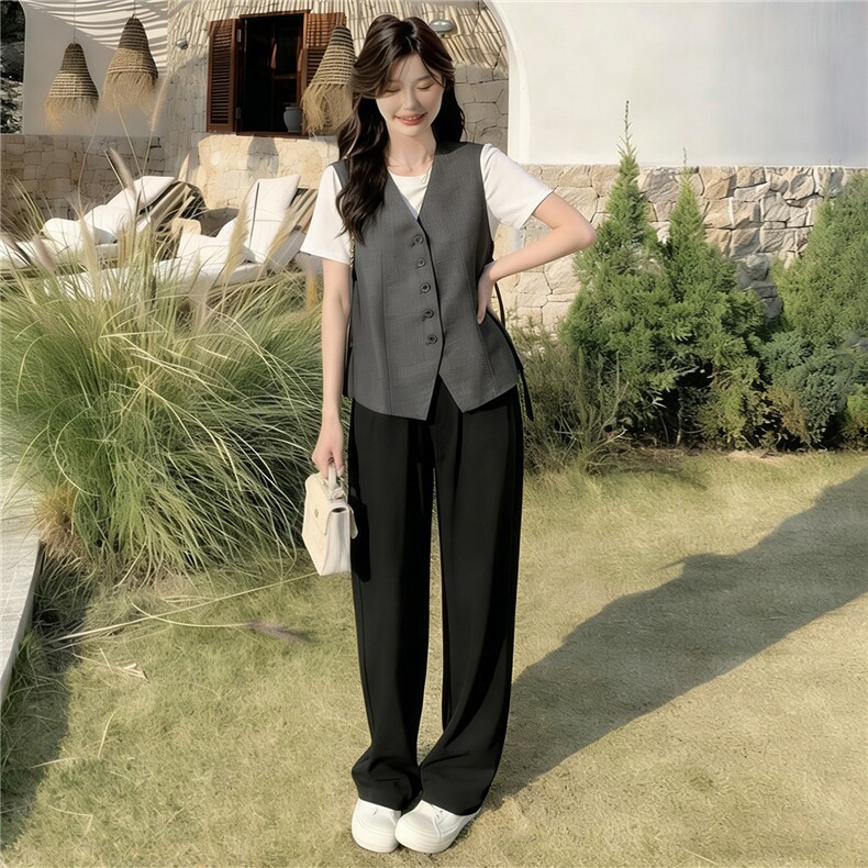 欧货运动套装女春款圆领纽扣马甲上衣内搭白色T恤阔腿长裤三件套,女装套装/套裙,江南