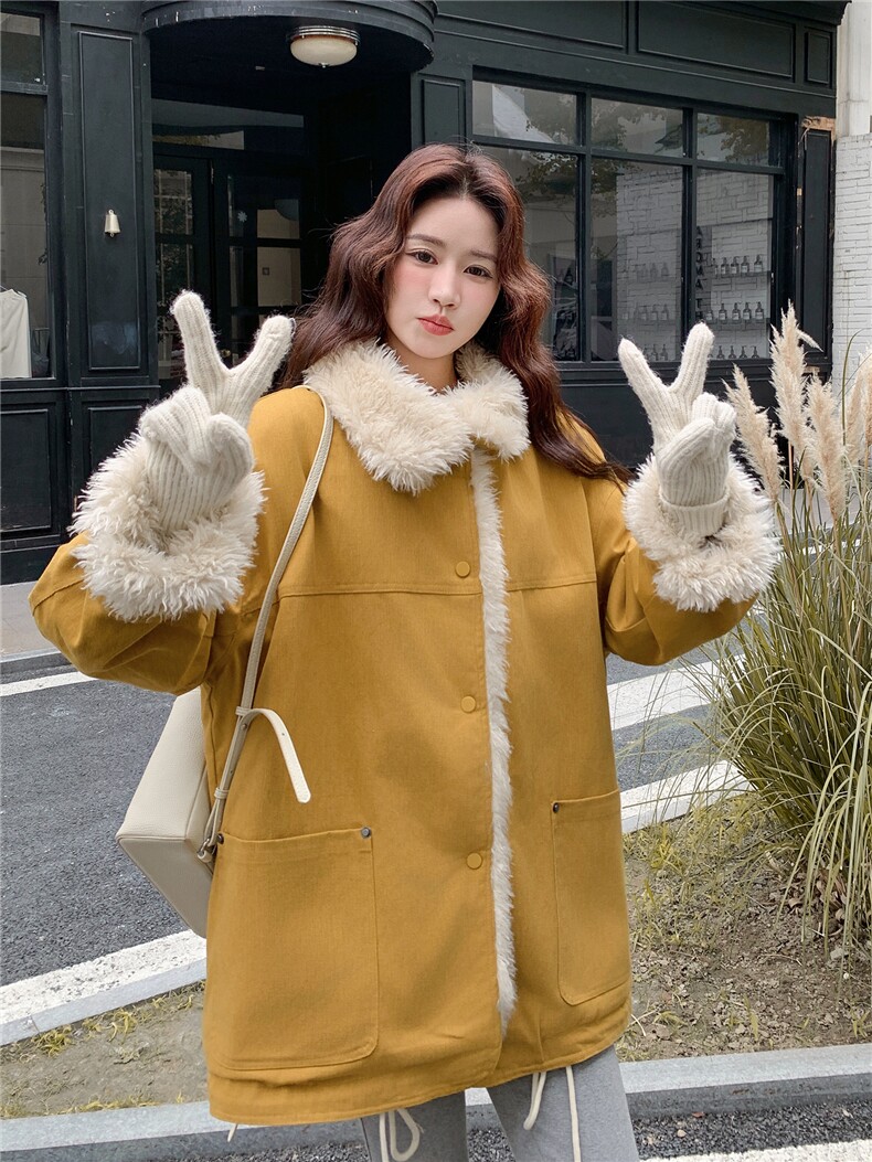 姜黄色羊羔毛拼接派克服女2025冬季新款韩系皮毛一体加绒加厚棉服,女装短外套,2B156